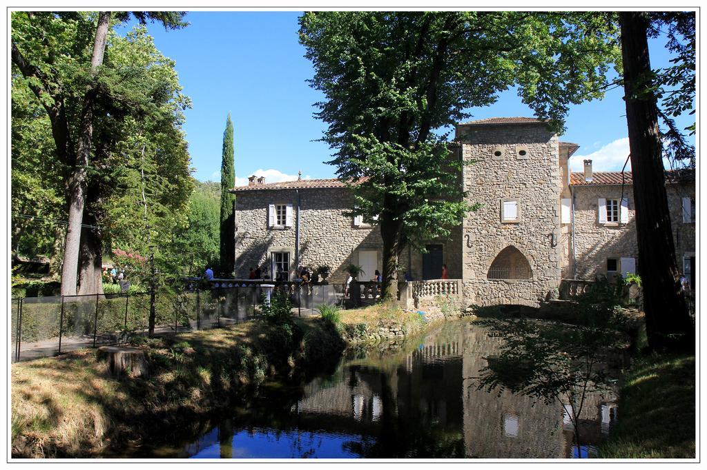 Domaine De Saint Charles Hotell Les Plans Exteriör bild