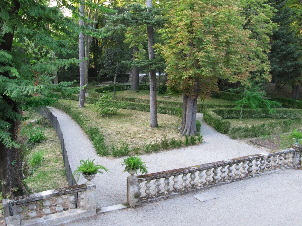 Domaine De Saint Charles Hotell Les Plans Exteriör bild